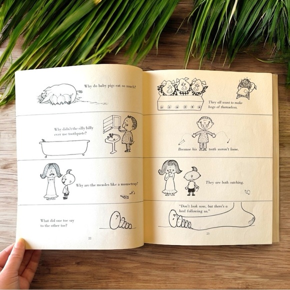 VINTAGE Ask Me Another Riddle - Illustrated by Crosby Bonsall - Hardcover - Picture 8 of 14